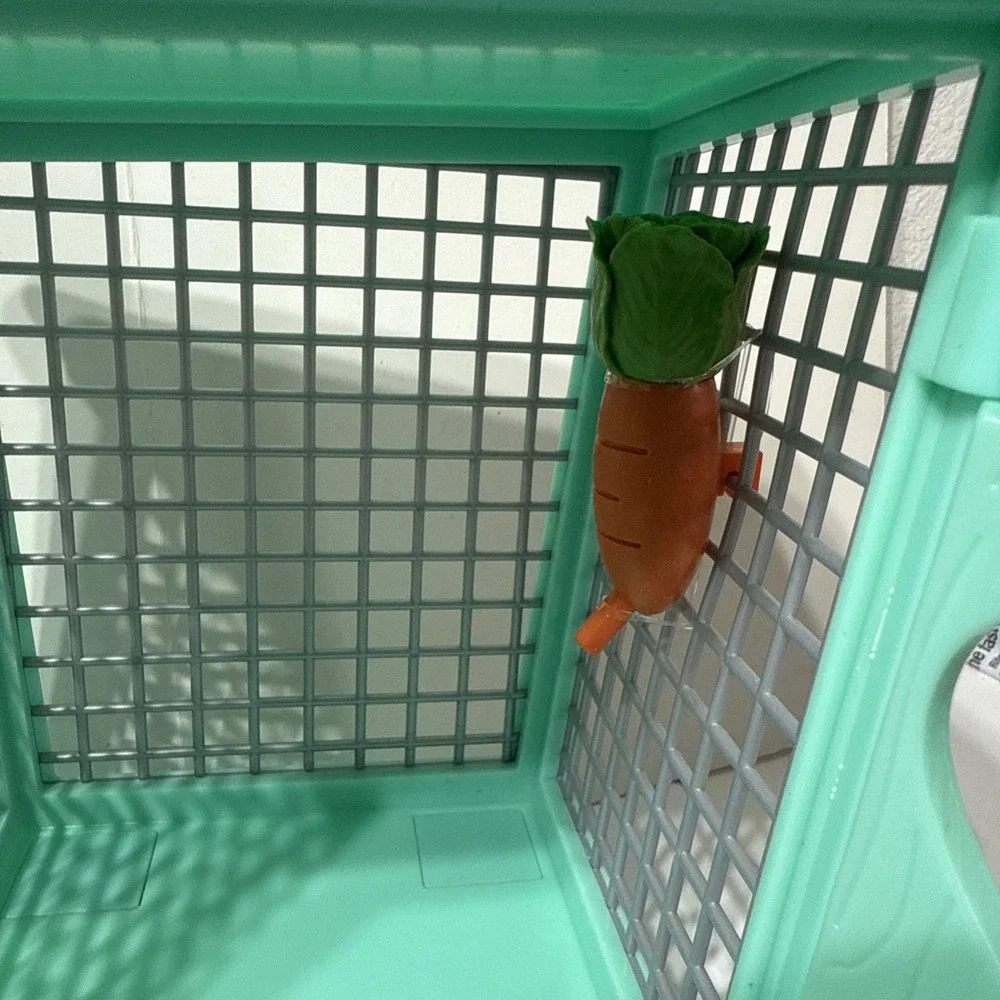 2016‎ American Girl  Rabbit HUTCH With Carrot Water Bottle Wellie Wishers DNG51